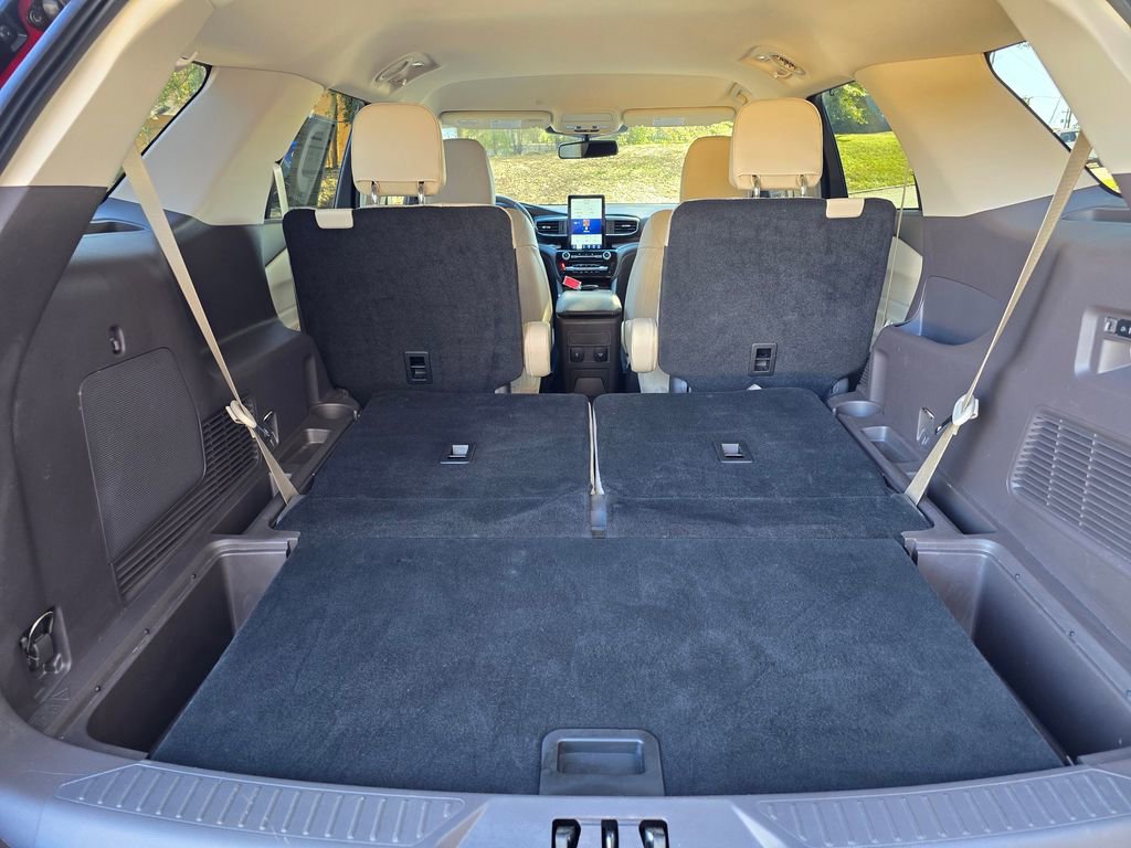 Certified 2022 Ford Explorer Platinum w/ Equipment Group 601A image 56
