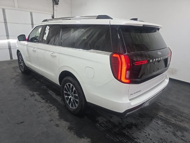 Certified 2025 Ford Expedition Max Platinum AWD/4WD image 9