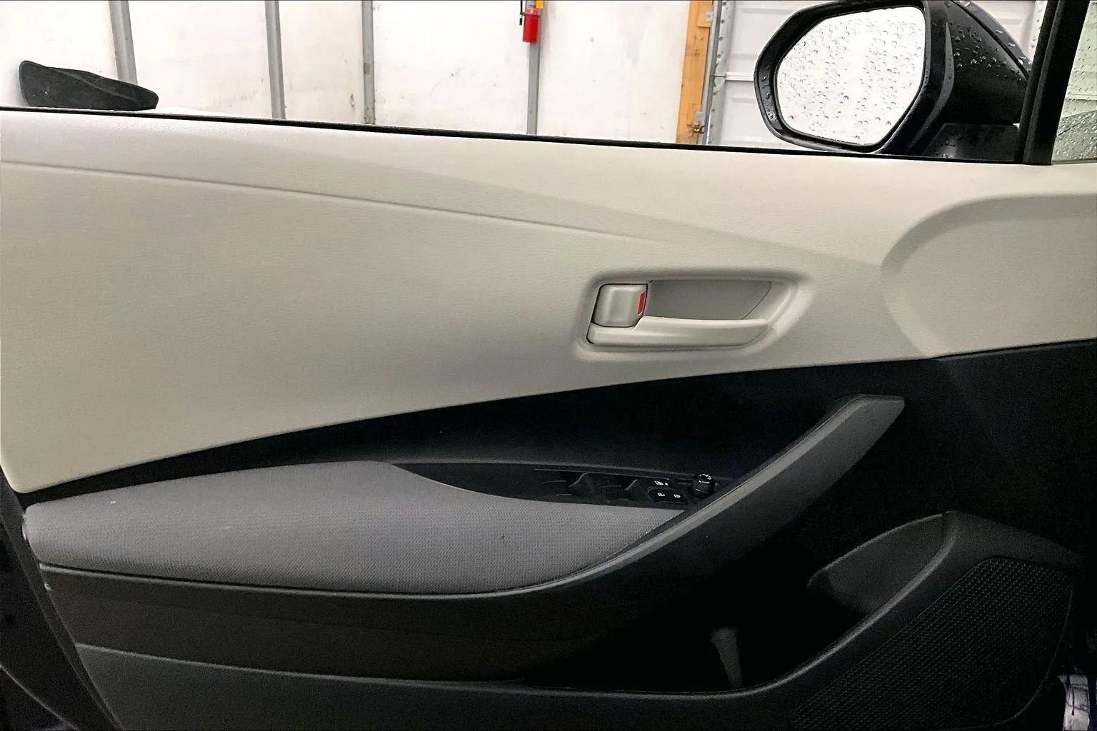 Used 2024 Toyota Corolla LE image 22