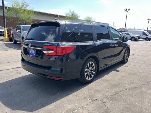 Used 2024 Honda Odyssey EX-L image 3