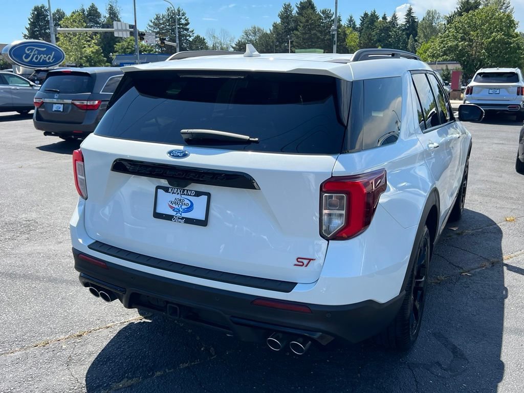 Certified 2024 Ford Explorer ST w/ Equipment Group 401A AWD/4WD image 7