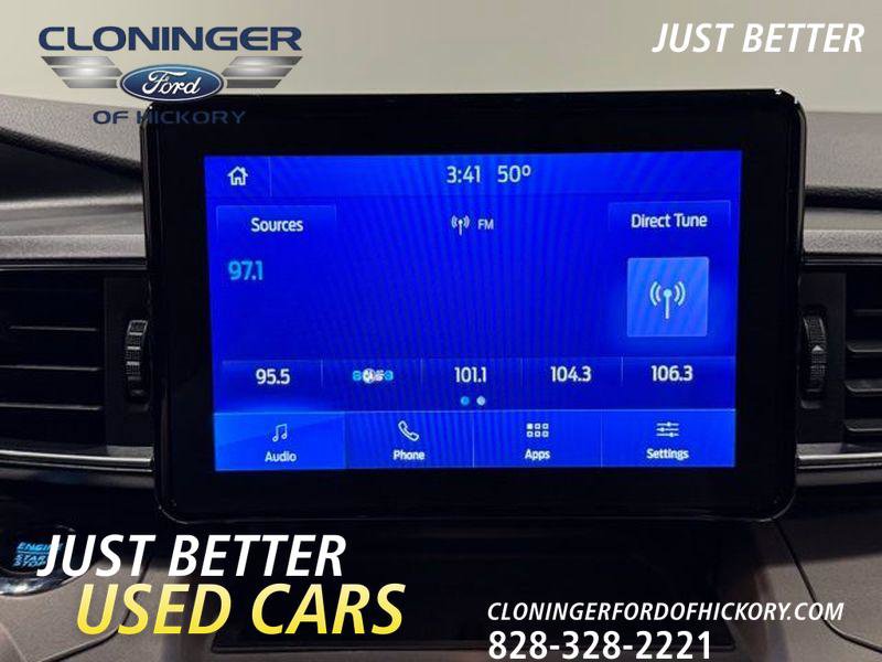 Certified 2022 Ford Explorer XLT w/ Equipment Group 202A image 26