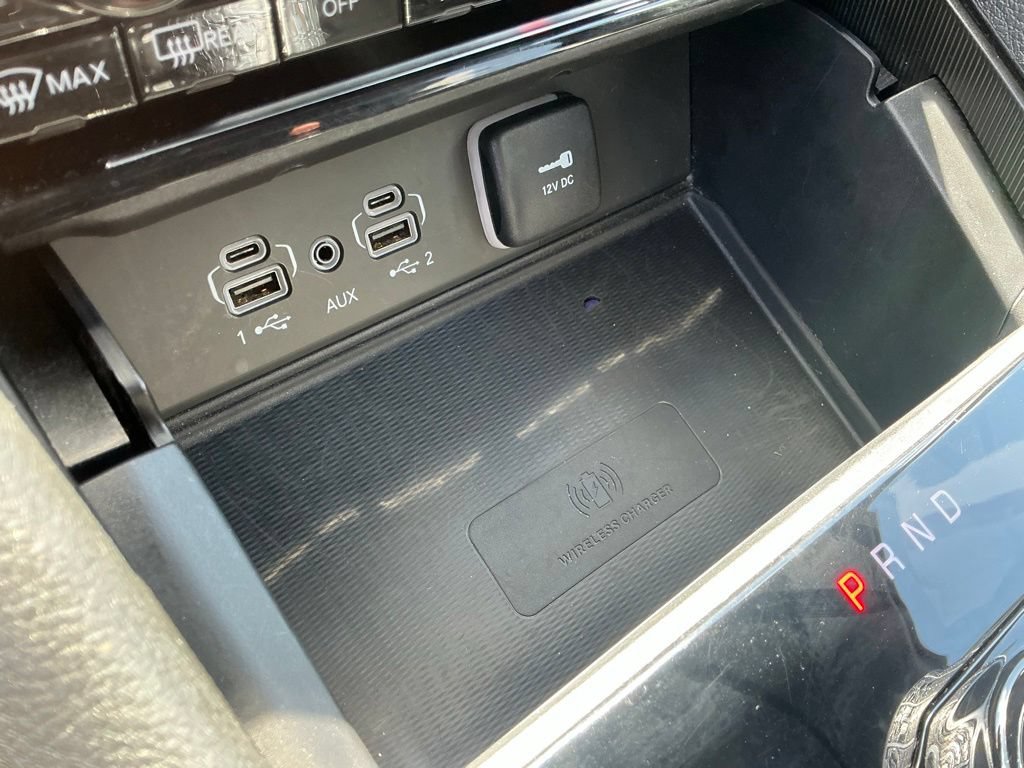 Used 2024 Jeep Grand Cherokee Altitude AWD/4WD image 38