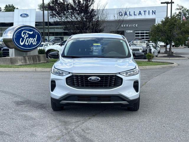 Certified 2025 Ford Escape Active w/ Tech Pack #1 FWD image 2