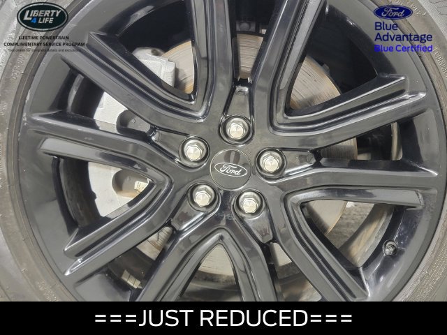 Certified 2024 Ford Edge ST-Line AWD/4WD image 11