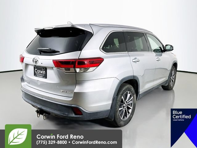 Used 2019 Toyota Highlander XLE AWD/4WD image 9