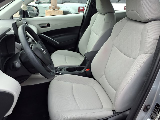 Used 2024 Toyota Corolla Cross L FWD image 3