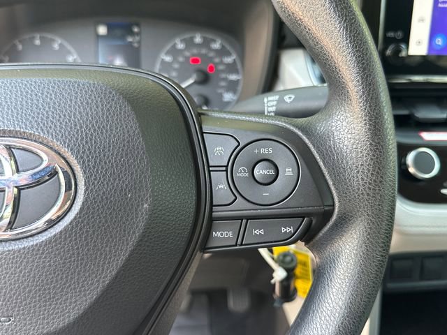 Used 2023 Toyota Corolla Cross L FWD image 24