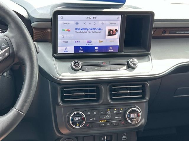 Certified 2022 Ford Maverick Lariat w/ Lariat Luxury Package image 16