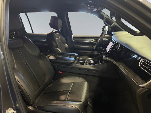 Used 2022 Jeep Wagoneer Series II AWD/4WD image 19