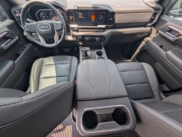 Used 2024 GMC Sierra 1500 SLT w/ SLT Premium Plus Package AWD/4WD image 28