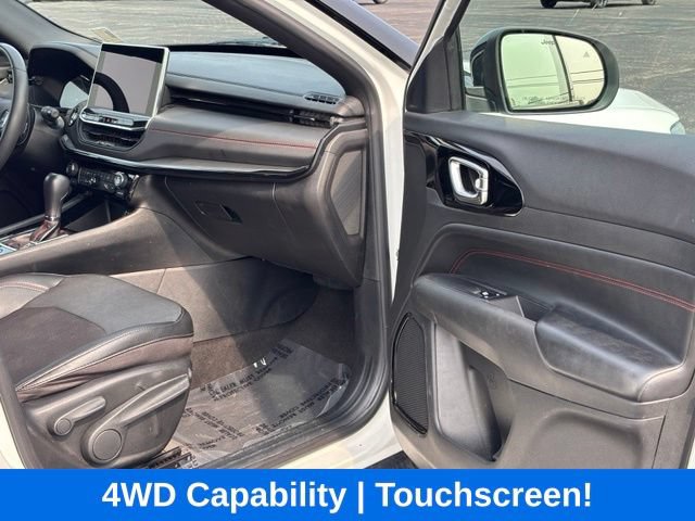 Used 2024 Jeep Compass Trailhawk AWD/4WD image 17