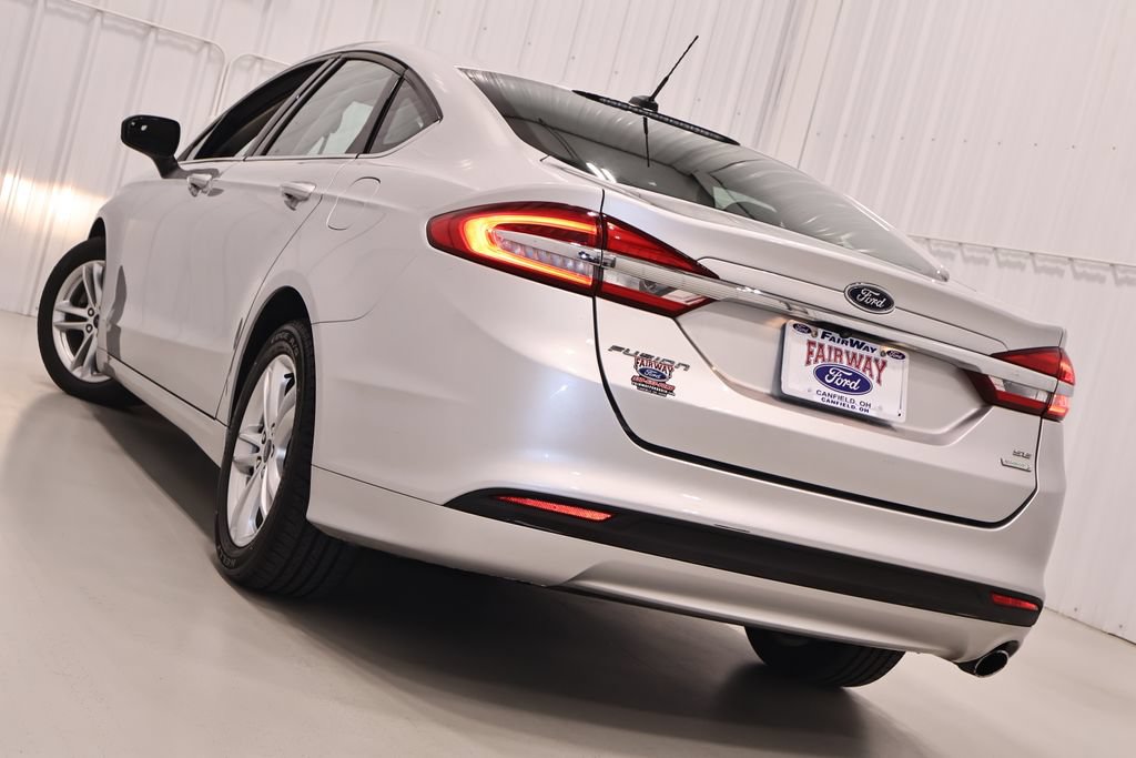 Certified 2018 Ford Fusion SE FWD image 35