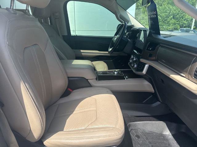 Certified 2022 Ford Expedition Max Limited RWD image 36