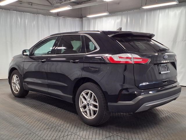 Certified 2023 Ford Edge SEL w/ Convenience Package AWD/4WD image 2