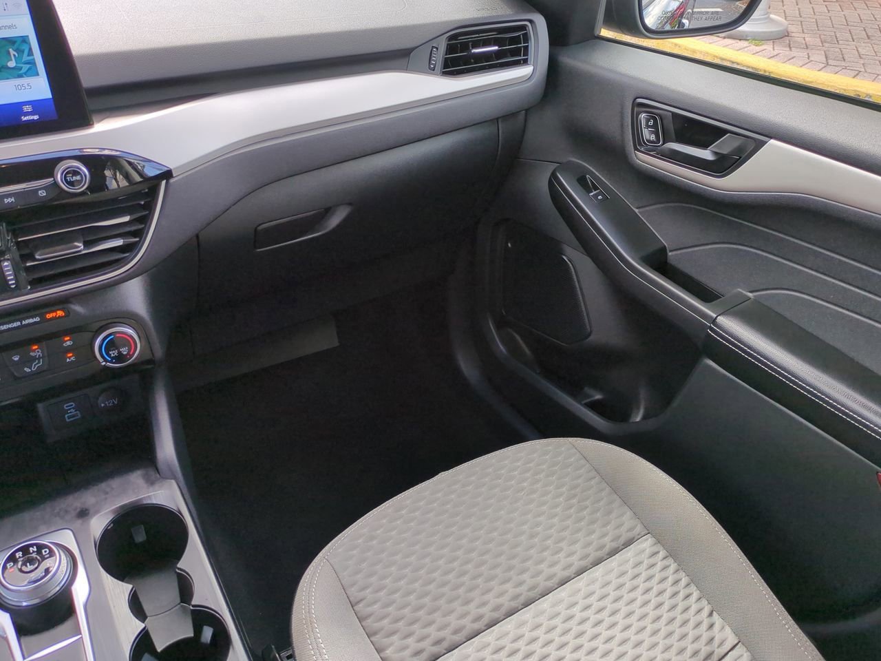 Certified 2022 Ford Escape SE image 17