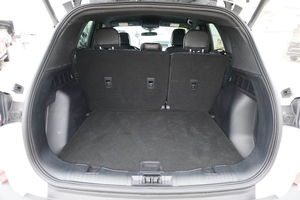 Certified 2025 Ford Escape ST-Line w/ Tech Pack #1 image 24