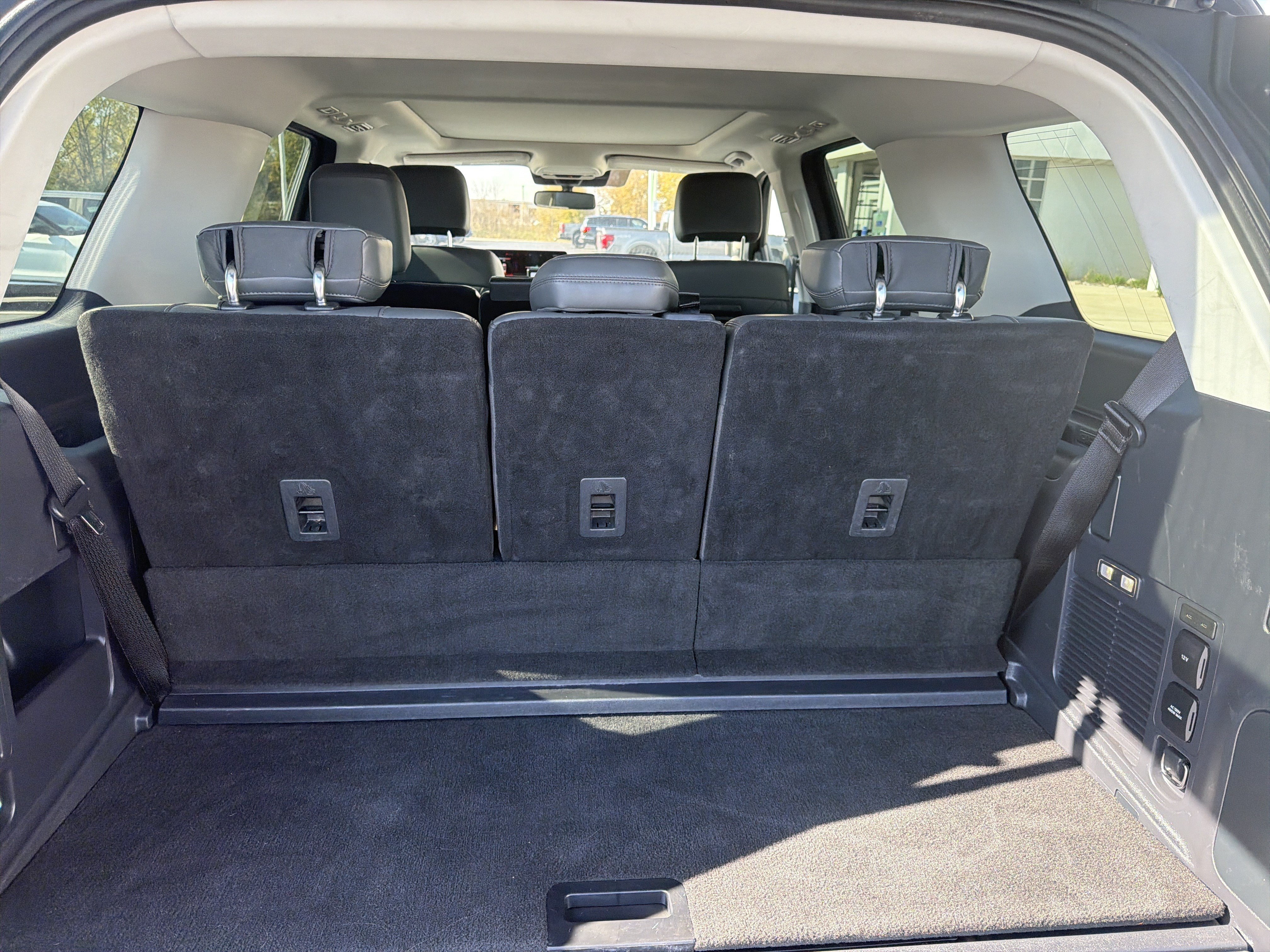 Certified 2025 Ford Expedition Active AWD/4WD image 13