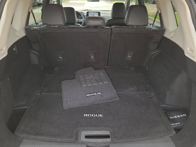 Used 2022 Nissan Rogue SL w/ SL Premium Package AWD/4WD image 14