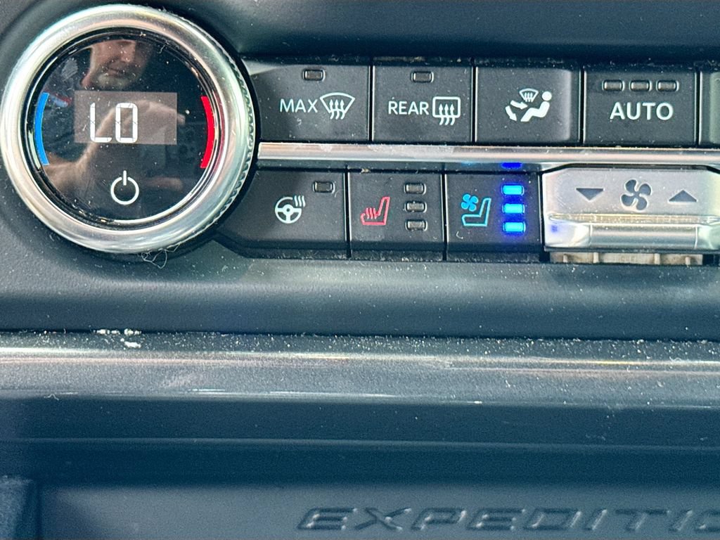 Certified 2024 Ford Expedition Max Limited AWD/4WD image 23