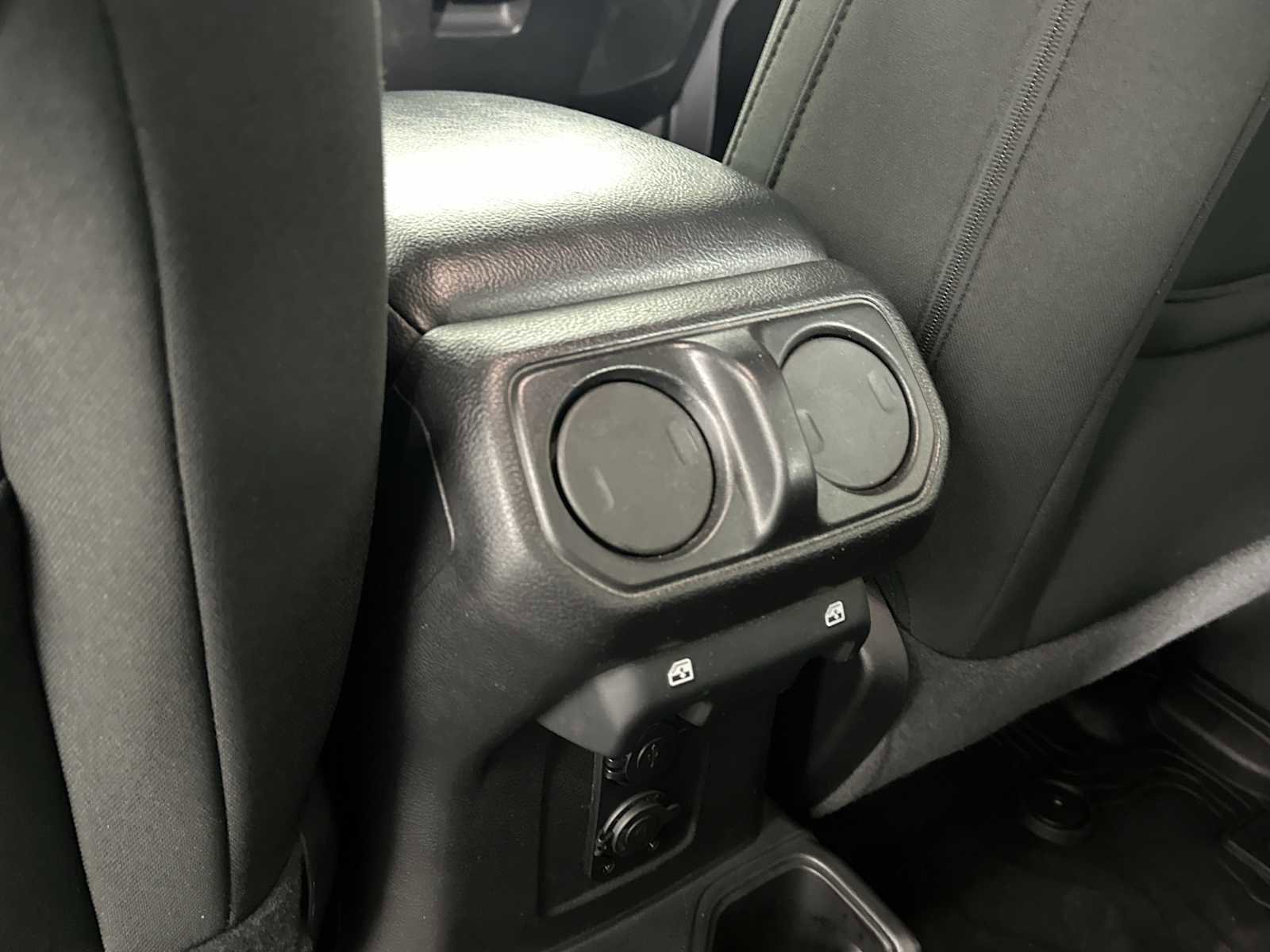 Used 2020 Jeep Gladiator Sport w/ Quick Order Package 24S image 25