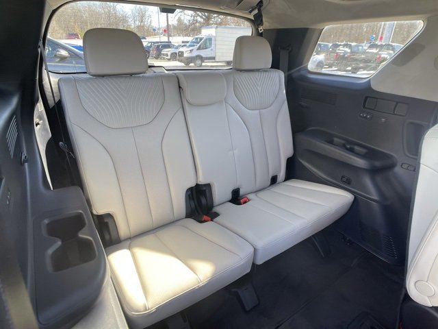 Used 2023 Hyundai Palisade Calligraphy image 37