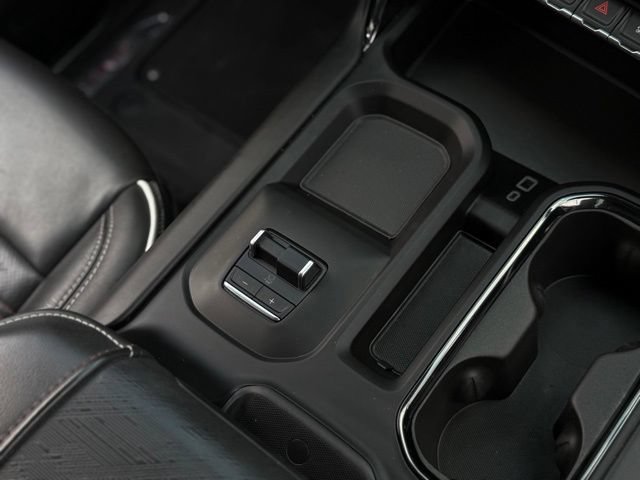 Used 2024 GMC Sierra 2500 AT4X AWD/4WD image 29