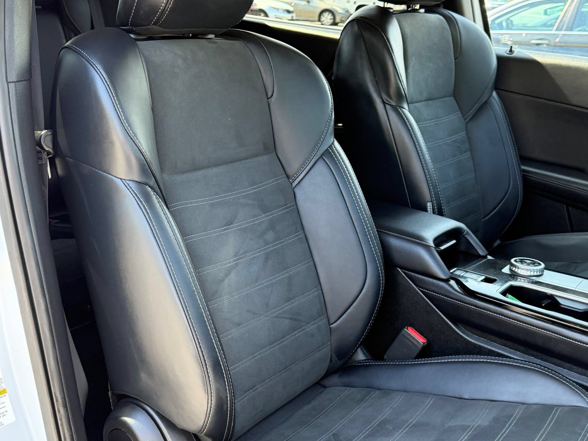 Used 2025 Mitsubishi Outlander SE AWD/4WD image 11