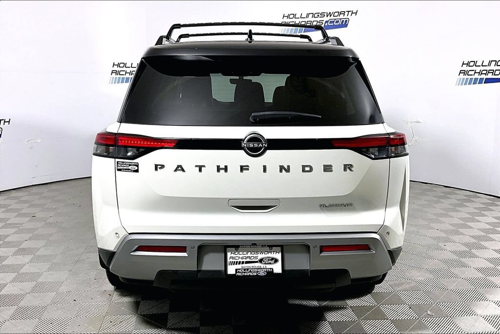 Used 2023 Nissan Pathfinder Platinum w/ Lighting Package (N93) FWD image 4