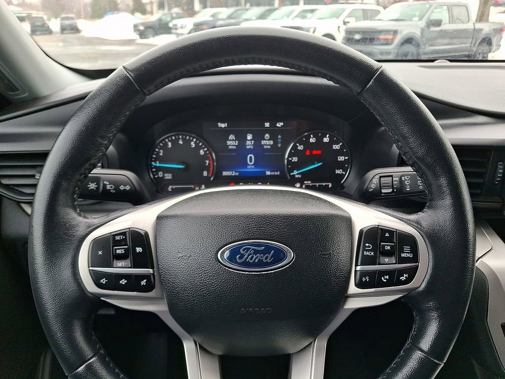 Certified 2022 Ford Explorer XLT image 18