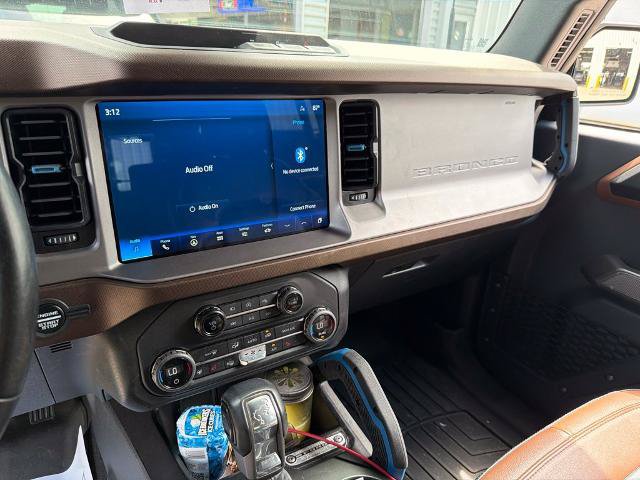 Certified 2023 Ford Bronco Outer Banks AWD/4WD image 3