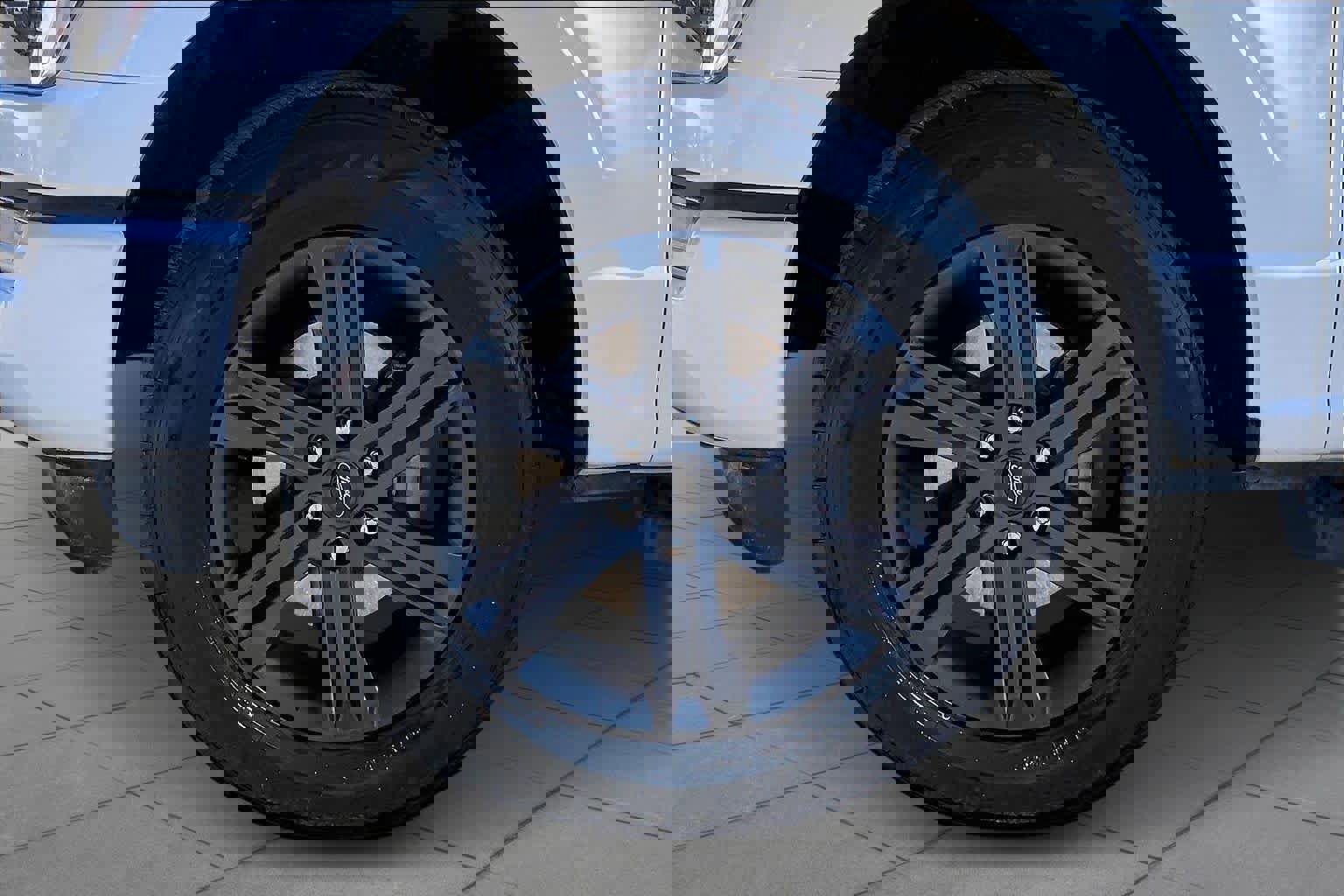 Certified 2023 Ford F150 Lariat w/ Equipment Group 502A High image 13