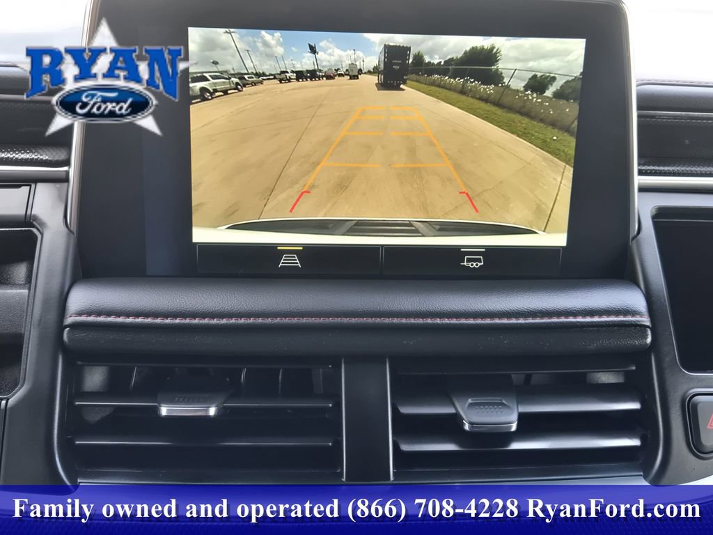 Used 2023 Chevrolet Suburban RST AWD/4WD image 13