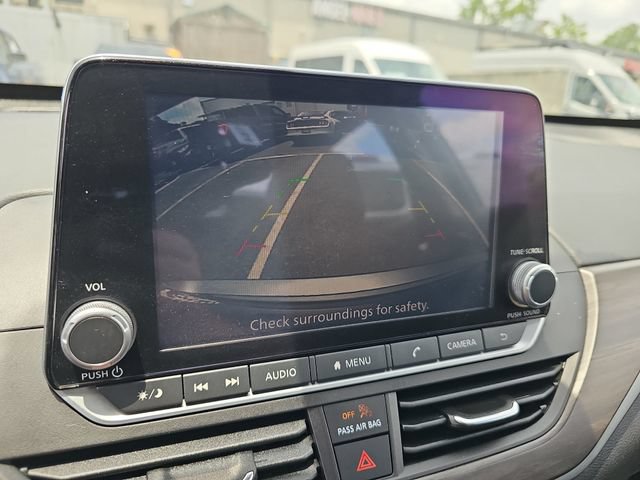 Used 2023 Nissan Altima 2.5 SV FWD image 25