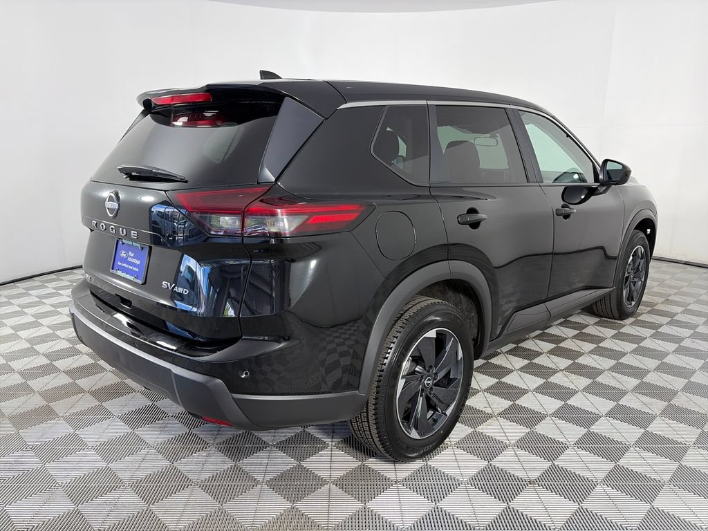 Used 2024 Nissan Rogue SV AWD/4WD image 7