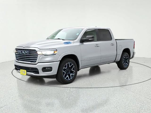 Used 2025 RAM 1500 Laramie w/ Laramie Southwest Edition AWD/4WD image 3