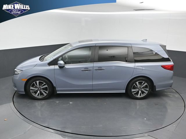 Used 2023 Honda Odyssey Touring image 12