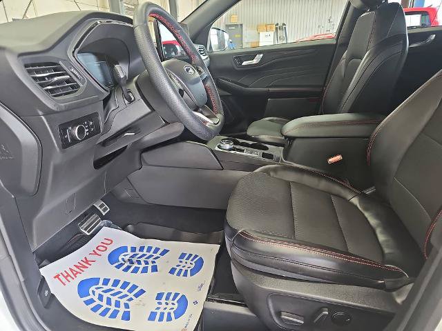 Certified 2023 Ford Escape ST-Line w/ Tech Pack #1 FWD image 15