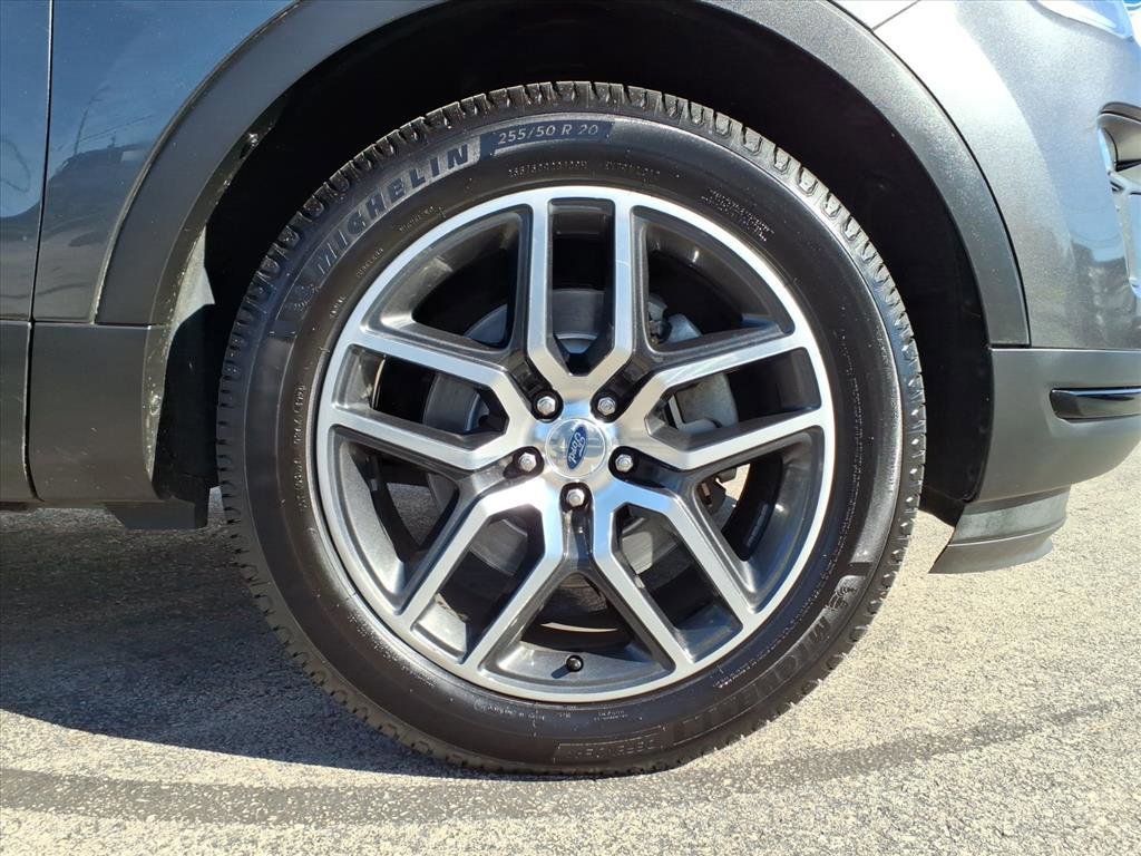Certified 2019 Ford Explorer Sport w/ Equipment Group 401A image 15