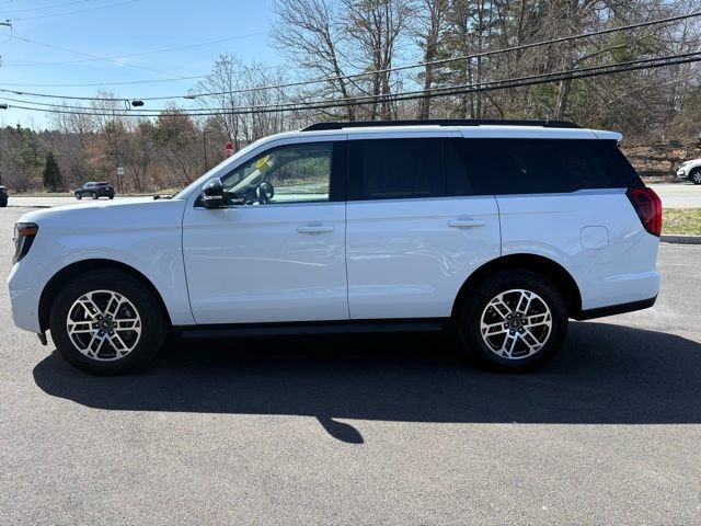 Certified 2025 Ford Expedition Active AWD/4WD image 6