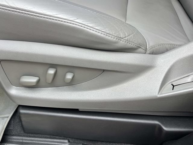 Used 2020 Chevrolet Tahoe LT w/ Luxury Package RWD image 34