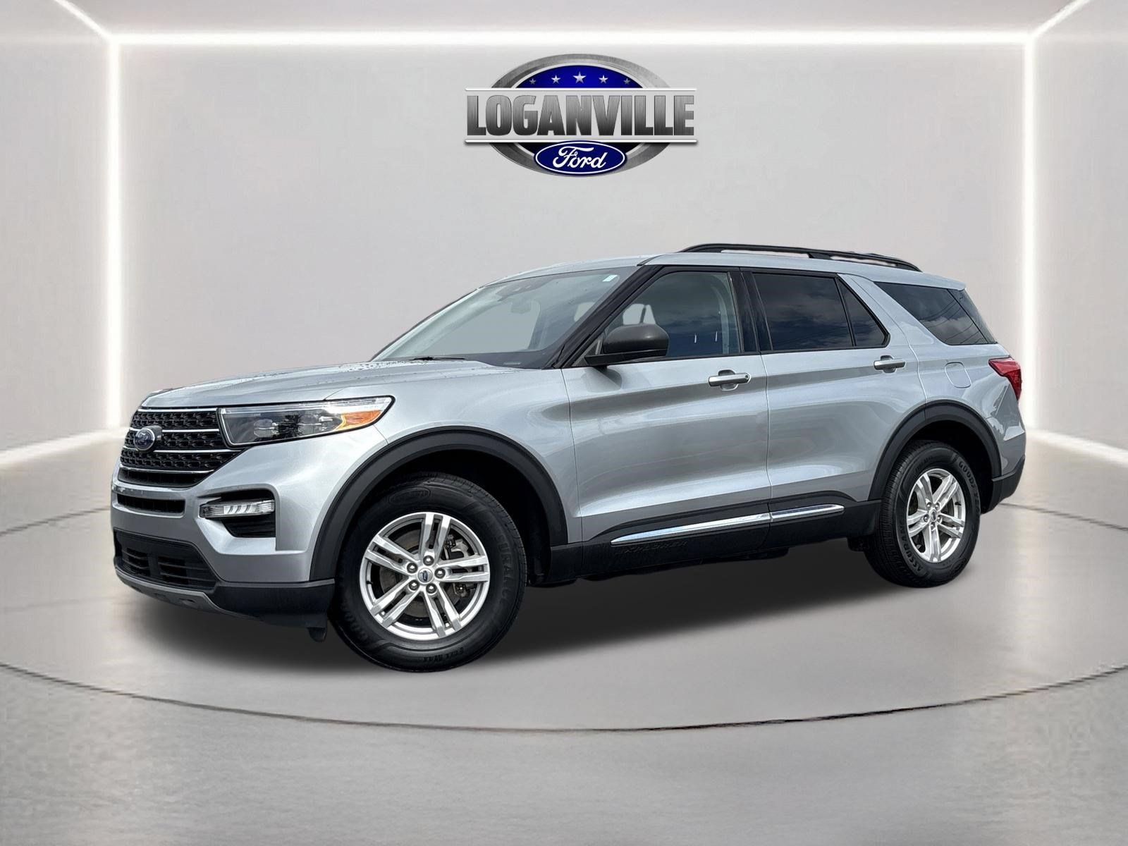 Certified 2023 Ford Explorer XLT w/ Equipment Group 202A
