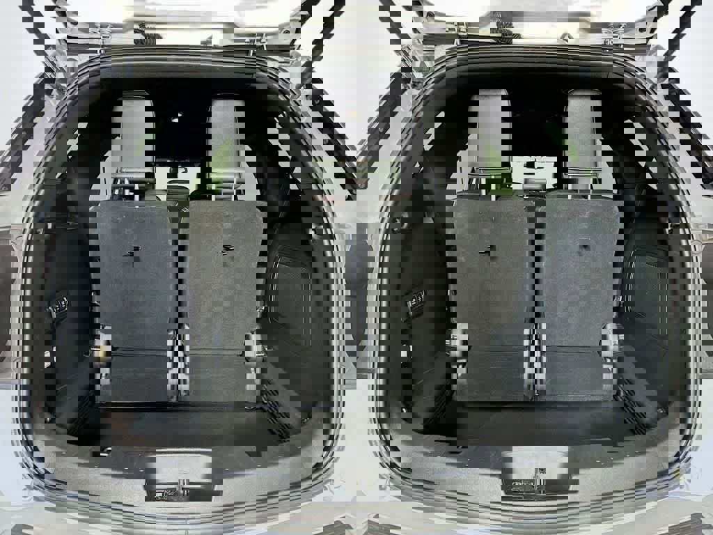 Certified 2019 Ford Explorer Limited w/ Ford Safe & Smart Package image 22