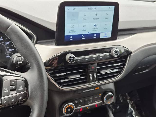Certified 2022 Ford Escape SE w/ Cold Weather Package FWD image 13