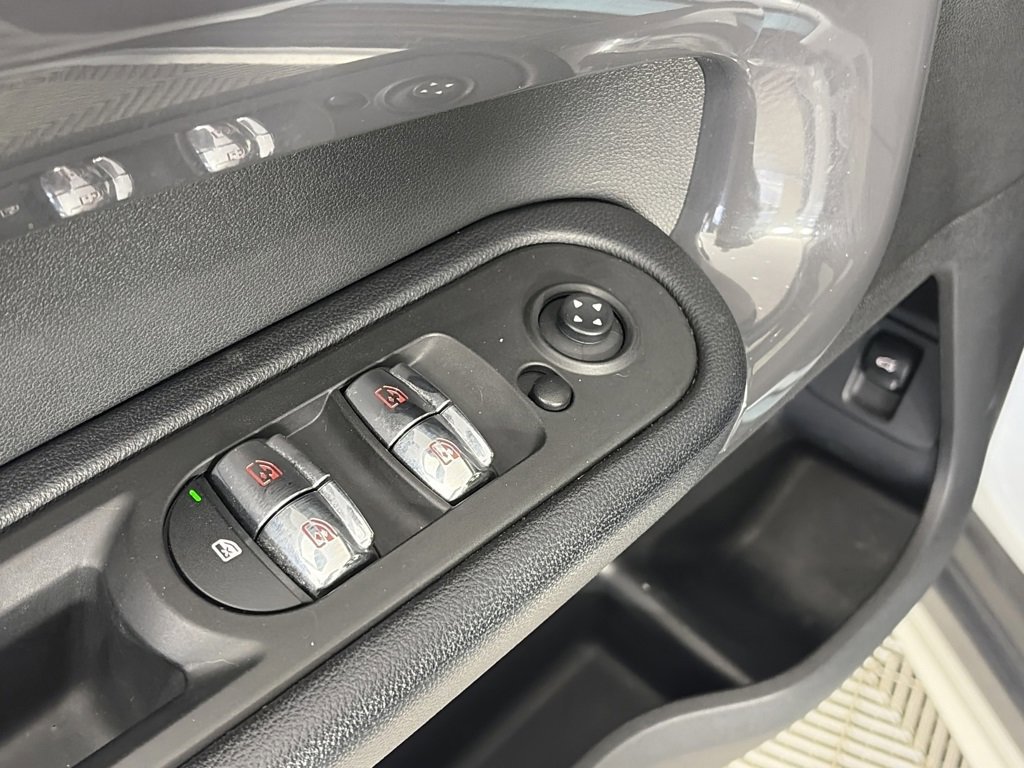 Used 2018 MINI Cooper Countryman S image 25