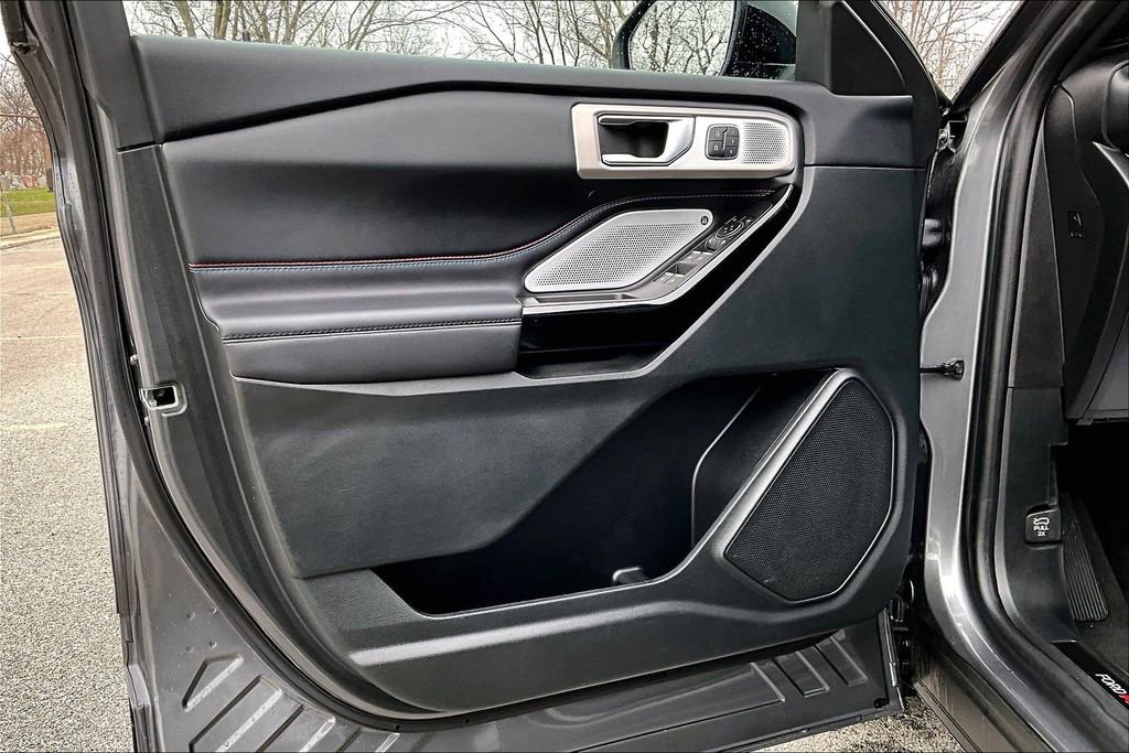 Certified 2024 Ford Explorer ST w/ Equipment Group 401A image 22