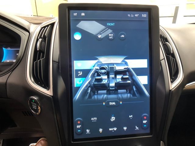 Certified 2022 Ford Edge ST-Line image 17