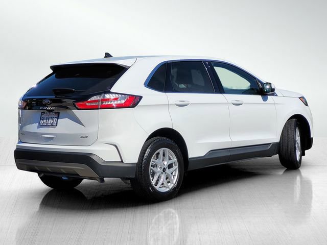 Certified 2024 Ford Edge SEL image 4
