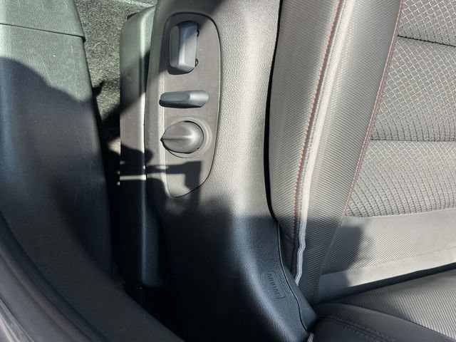 Used 2023 Chevrolet TrailBlazer RS FWD image 28