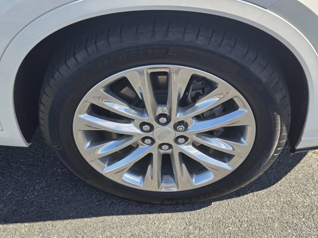 Used 2023 Cadillac XT6 Premium Luxury w/ Technology Package AWD/4WD image 22